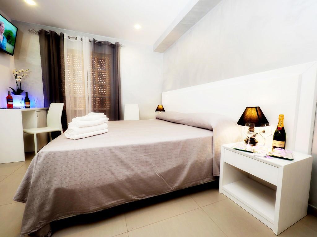 Residenza La Torre Bed & Breakfast Tropea Exterior photo